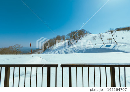 Ski resort, Hakuba Village, Nagano Prefecture 142364707