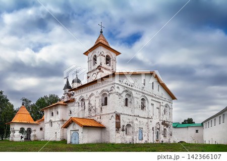 Church of Protection of Theotokos in Svirskoye, Russia side view. Historic stone monastery architecture, white walls 142366107
