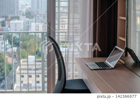 shut down your laptop computer and see something out of your room to free your mind of serious thinking shut down your laptop computer and see something out of your room to free your mind of serious thinking 142366877