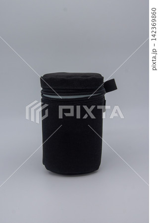 Black cylindrical padded camera lens pouch Black cylindrical padded camera lens pouch 142369860