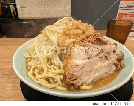 とても美味しい野郎系ラーメン 142371591