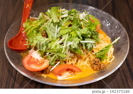 美味しいピリ辛冷し担々麺 美味しいピリ辛冷し担々麺 142373180