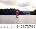 昭和45年8月の北海道洞爺湖の中島三重の塔 142373799