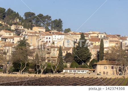 Provence Hillside Village with Winter Vineyards 142374308