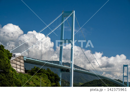 夏の安芸灘大橋 142375961