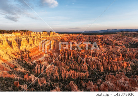 Bryce Canyon Sunrise View Bryce Canyon Sunrise View 142379930