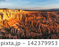 Bryce Canyon Sunrise View 142379953
