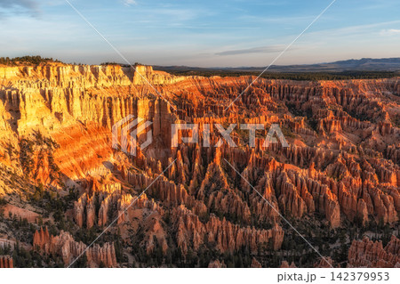 Bryce Canyon Sunrise View Bryce Canyon Sunrise View 142379953