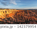 Bryce Canyon Sunrise View 142379954