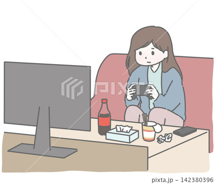 ソファでゲームに没頭する女性 142380396