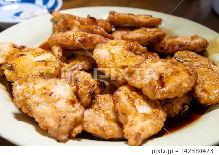 日本の一般家庭のとても美味しいチキン南蛮 日本の一般家庭のとても美味しいチキン南蛮 142380423