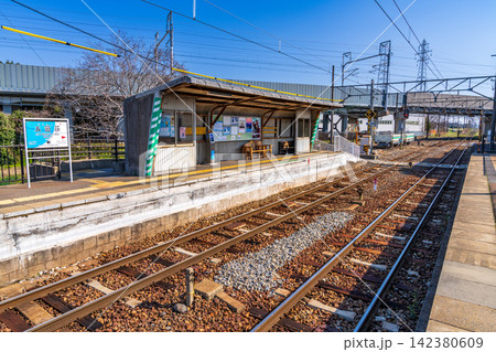 近江鉄道五個荘駅のプラットホーム 滋賀県東近江市 近江鉄道五個荘駅のプラットホーム 滋賀県東近江市 142380609