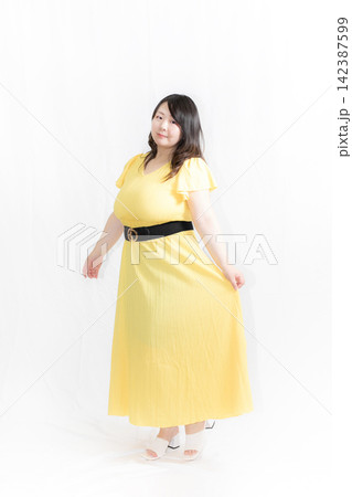 夏コーデ 町歩きファッション 夏コーデ 町歩きファッション 142387599