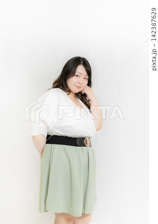 夏コーデ 町歩きファッション 夏コーデ 町歩きファッション 142387629
