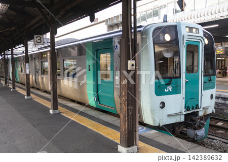 JR四国のディーゼルカー JR四国のディーゼルカー 142389632