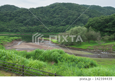 東荒川ダム ダム湖 ダム公園からの景色 6月 東荒川ダム ダム湖 ダム公園からの景色 6月 142394439