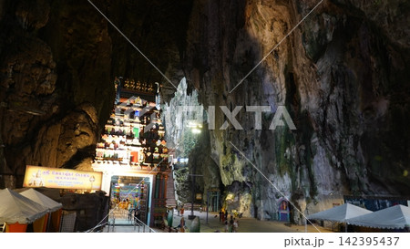 Batu Caves Temple Malaysia Beautiful Landmark and Scenery Batu Caves Temple Malaysia Beautiful Landmark and Scenery 142395437