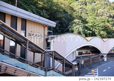箱根湯本駅 142397274