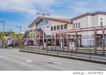 御殿場市の御殿場駅前の風景(静岡県) 御殿場市の御殿場駅前の風景(静岡県) 142397952