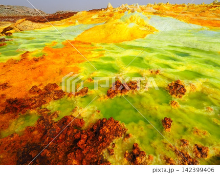 エチオピアのダナギル砂漠・ダロール火山 142399406