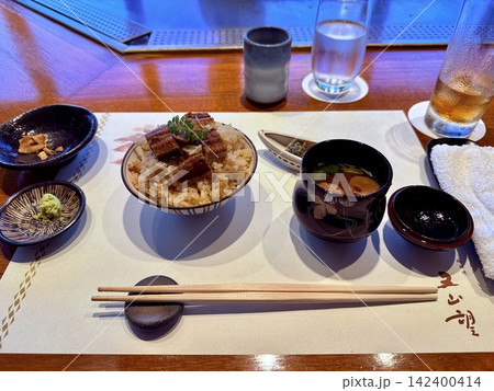残暑の贅沢 鰻の釜飯 残暑の贅沢 鰻の釜飯 142400414