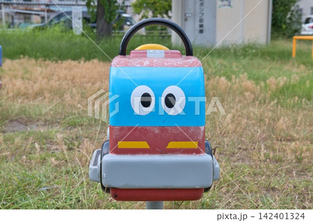 消防車の遊具 142401324