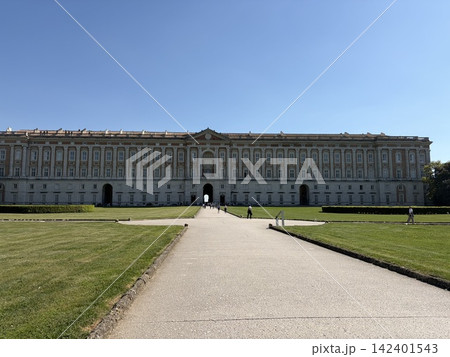 イタリア旅行 南イタリアの世界遺産 カゼルタの壮麗な宮殿建築 イタリア旅行 南イタリアの世界遺産 カゼルタの壮麗な宮殿建築 142401543