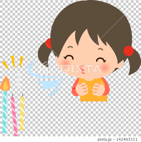 一個女孩吹熄了五彩蠟燭的火焰。 142403311