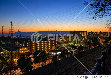 小山内裏公園から大山丹沢方面の夕景を望む 142404043
