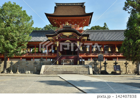 石清水八幡宮 楼門(京都府八幡市) 石清水八幡宮 楼門(京都府八幡市) 142407838