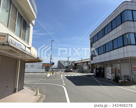 線路のある風景 JR曽根駅前 線路のある風景 JR曽根駅前 142408278