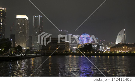 横浜港の夜景 横浜港の夜景 142411409