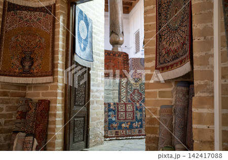 Bukhara Toki Telpak Furushon Textile Market Bukhara Toki Telpak Furushon Textile Market 142417088