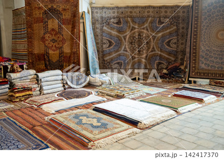 Bukhara Toki Telpak Furushon Textile Market 142417370