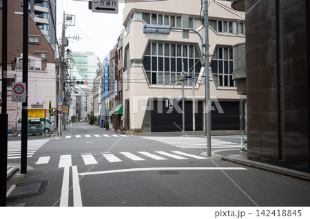 日本の路地 142418845