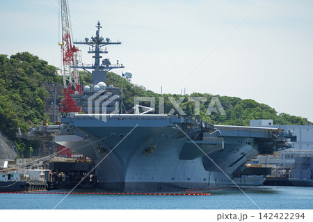 横須賀に停泊する米空母ジョージ・ワシントン。2026/5/5 142422294