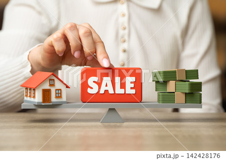Home appraisal concept. Real estate sale and property valuation. Realtor services help determine market value and support successful housing transactions. Home appraisal concept. Real estate sale and property valuation. Realtor services help determine market value and support successful housing transactions. 142428176