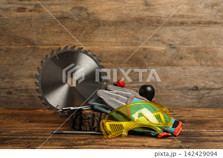 Set of modern carpenter's tools on wooden table Set of modern carpenter's tools on wooden table 142429094