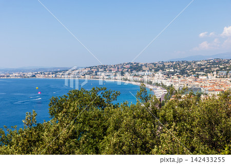 真夏の南フランスのニースの街の風景 真夏の南フランスのニースの街の風景 142433255