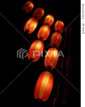 夏祭りの提灯 142435340
