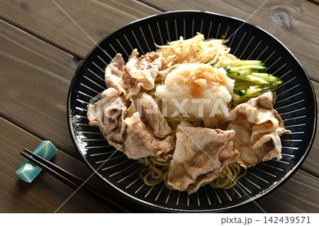 冷しゃぶ冷やし中華 冷しゃぶ冷やし中華 142439571