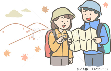 秋のハイキングや登山で地図を確認する若いカップル 秋のハイキングや登山で地図を確認する若いカップル 142440825