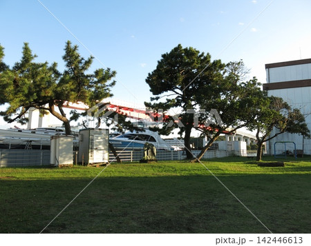 三浦市の三崎にある向ヶ崎公園(北原白秋旧居跡) 三浦市の三崎にある向ヶ崎公園(北原白秋旧居跡) 142446613