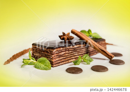 Delicious cake 142446678