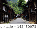長野 南木曽 妻籠宿 重伝建地区の古い街並み 長野 南木曽 妻籠宿 重伝建地区の古い街並み 142450073