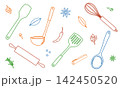 キッチンツールとスパイスやハーブの線画イラスト 142450520