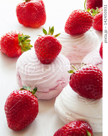 Sweet zephyr eastern european dessert with fresh ripe strawberries and vanilla. Sweet zephyr eastern european dessert with fresh ripe strawberries and vanilla. 142450931