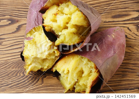 焼き芋　紅はるか 142451569