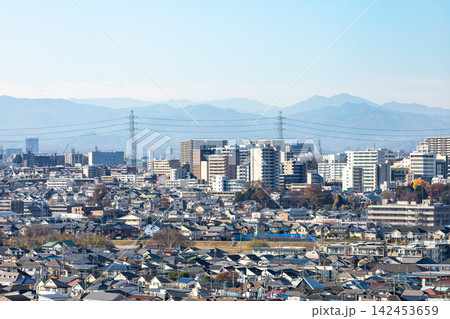 【東京都 日野市】郊外の住宅地の風景 【東京都 日野市】郊外の住宅地の風景 142453659
