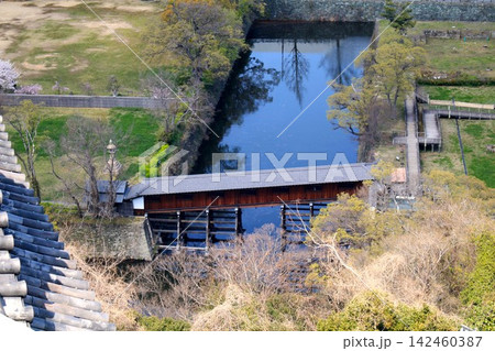 和歌山城・御橋廊下と堀 和歌山城・御橋廊下と堀 142460387